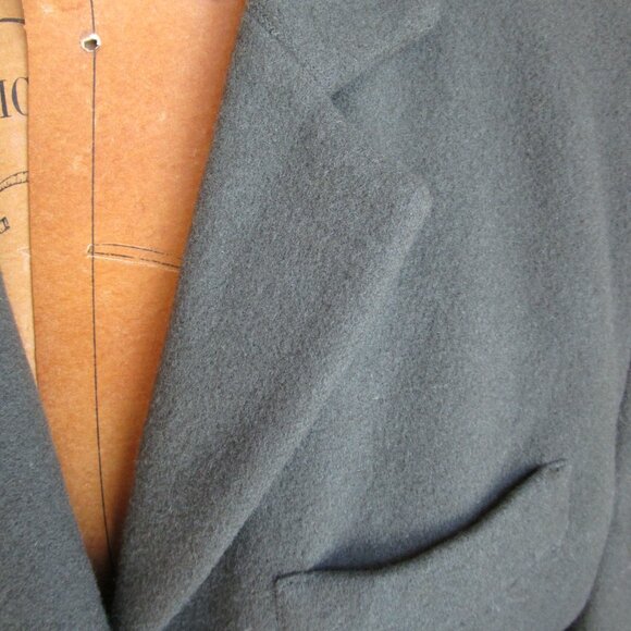 Vintage LL Bean Wool and Cashmere Sage/ Gray Green Women's Blazer - Picture 3 of 6